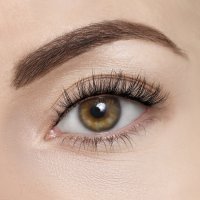 10mm natural mink lashes wearing effect with model