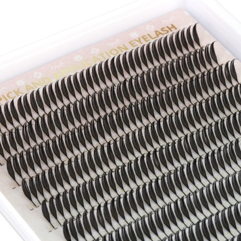 A shape airy fan lash extension