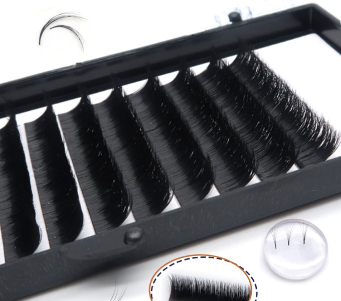 Easy Fan Lashes vs Volume Lashes: What Are the Key Differences?