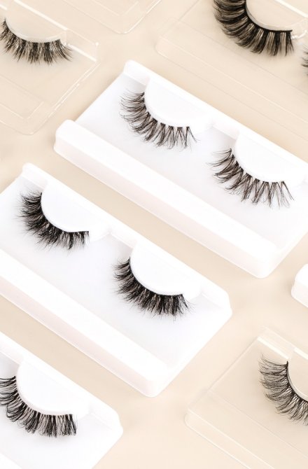 Strip Lashes